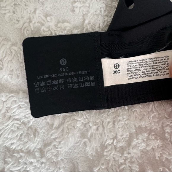 Lululemon AirSupport Bra in Black - Picture 6 of 7